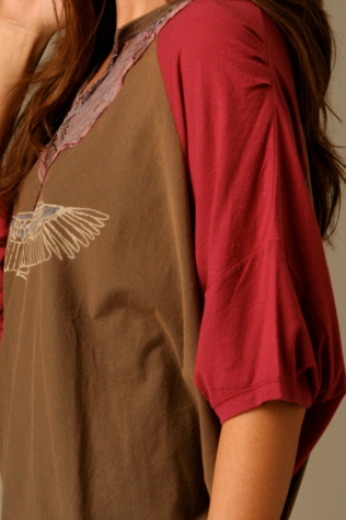 Burgundy/black