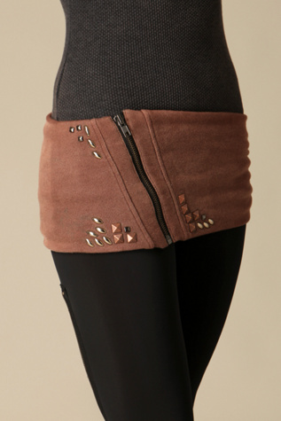 Brown Studs