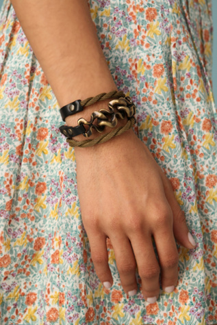 Sculptural Triple Wrap