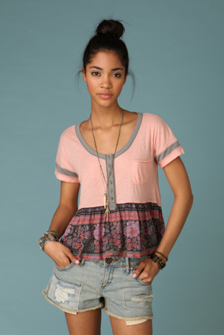 Border Flower Top