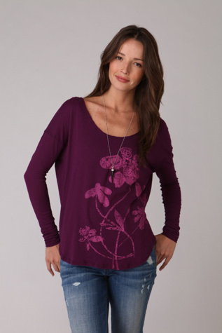 Graphic Scoop Top