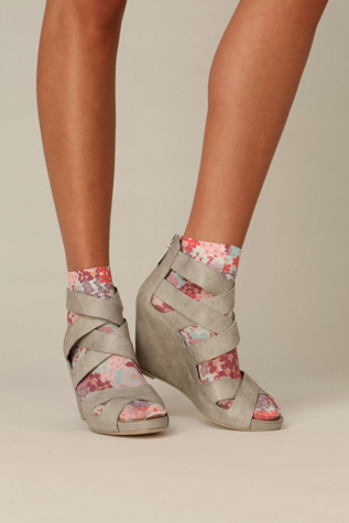 Cluster Floral