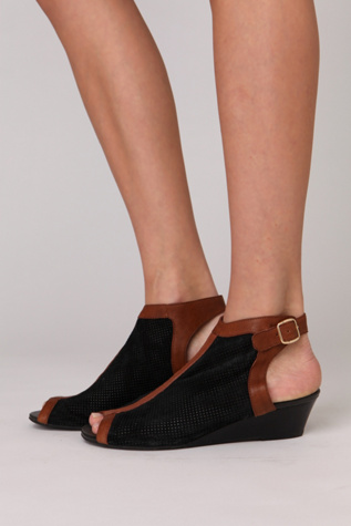 Swift Sandal