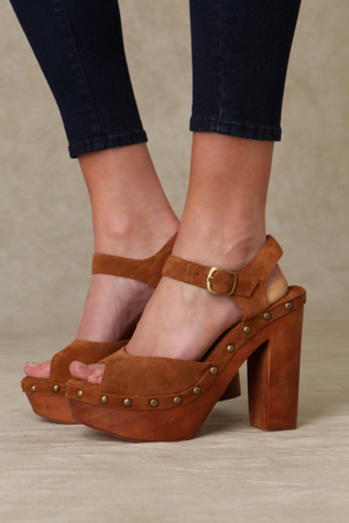 Tan 