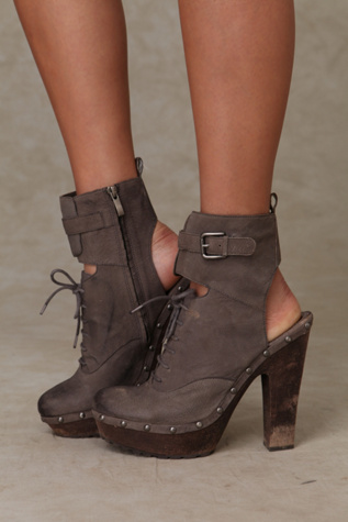 Falken Ankle Cuff Clog
