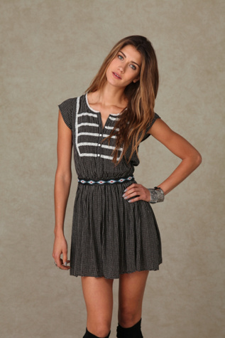 Short Sleeve Dotted Rayon Dress