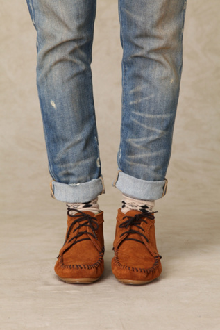 #272 Brown Suede