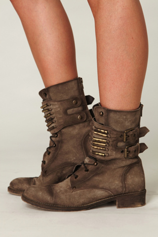 Bullet Boot