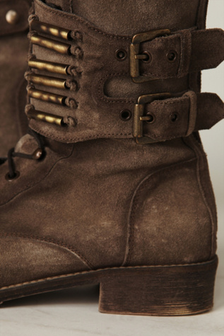 Bullet Boot