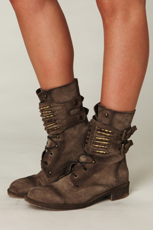 Bullet Boot