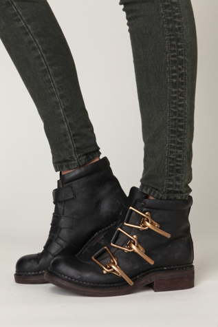 Mountain Ridge Boot