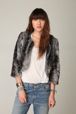 Furry Capelet