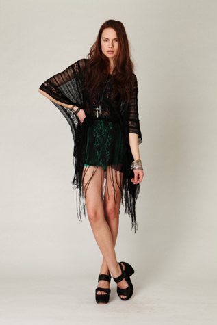 Runaway Lace Kaftan