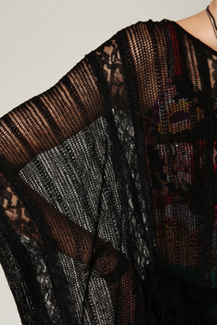 Runaway Lace Kaftan