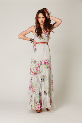 Hinted Florals Maxi Dress