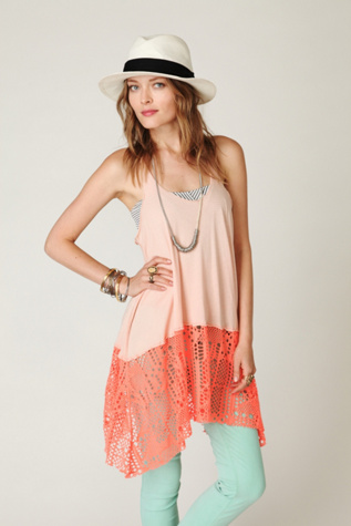 Textured Bottom Trapeze Tank