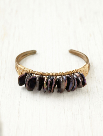 Black Pearl Chip Cuff