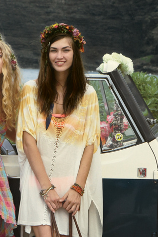FP New Romantics Valley Isle Tee