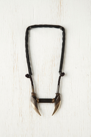 Linea Blades Necklace