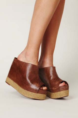 Kelsey Mule Wedge