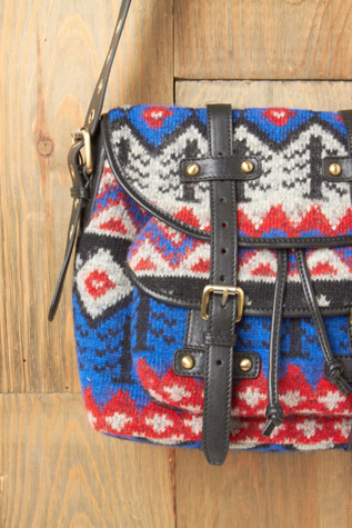 Peruvian Ski Satchel