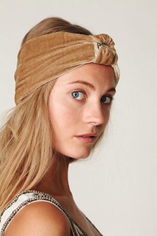 Velvet Ring Turban