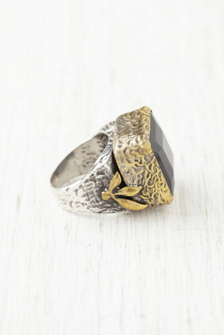 Onyx