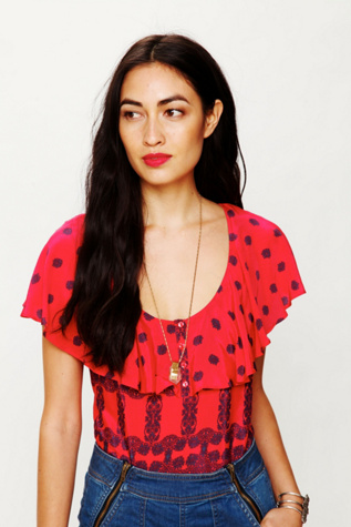 Border Print Flutter Sleeve Top 