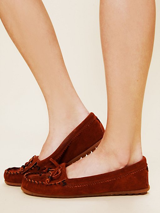 Feather Kilty Moccasin