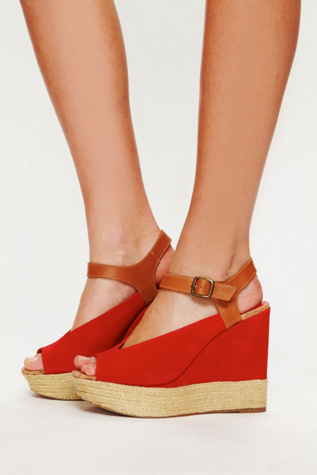 Rosada Wedge