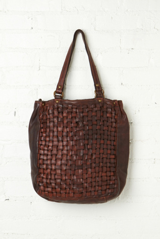 Woodsboro Woven Tote