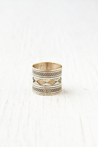 Armory Ring