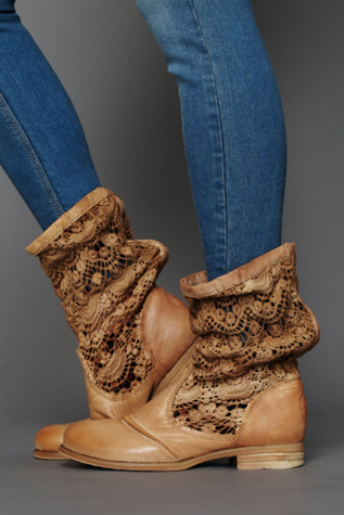 Crochet Slouch Boot