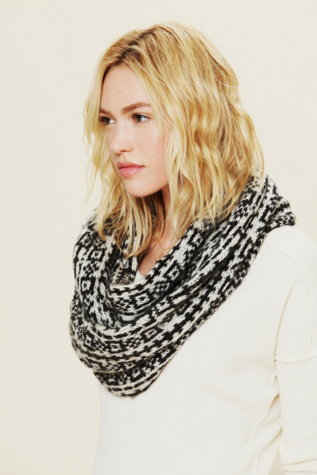 Gaia Loop Scarf