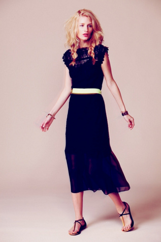 Satya Lace Maxi Dress