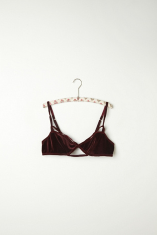 Cut Out Soft Cup Bra
