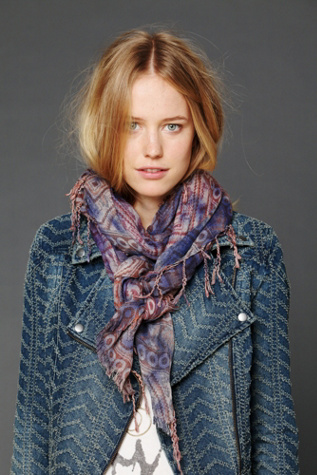 Tapestry Scarf