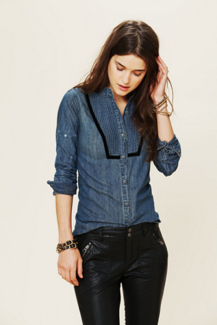 Blue Velvet Chambray Button-down