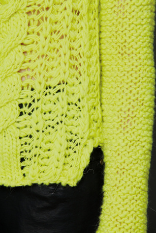 ELECTRIC YELLOW