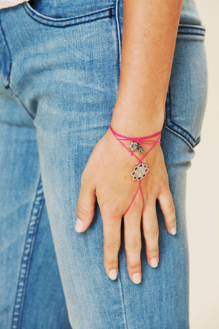 Thread Floral Handpiece
