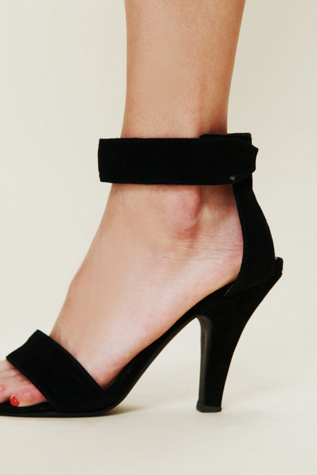 Blakely Heel