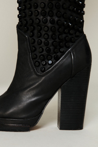 Chelsea Stud Boot