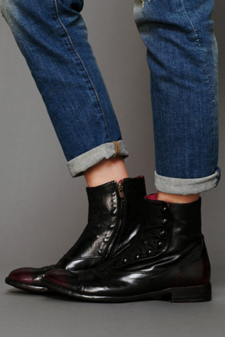 Black/Berry