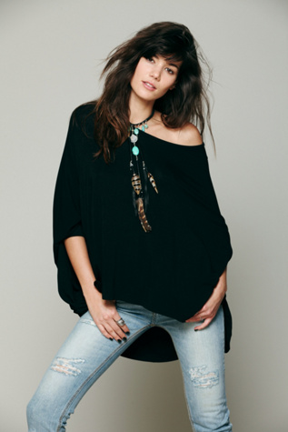 Axel Caplet Boxy Long Sleeve Tee