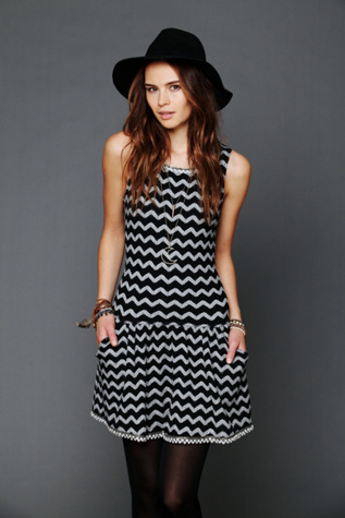 Ivory / Black