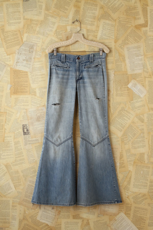 Free People Vintage Wide Flare Jeans in vintage-jeans