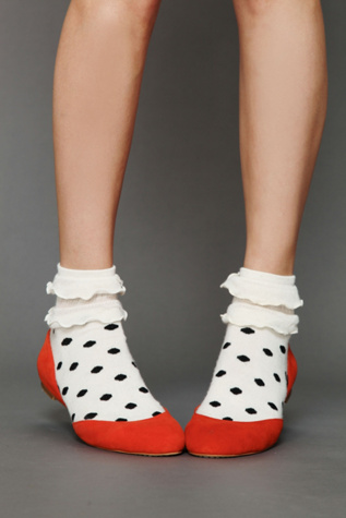 Ruffle Dot Ankle Sock