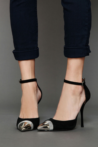 Pristine Heel