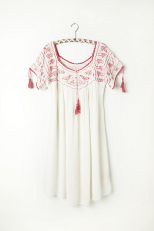 Embroidered Gauze Top in fp-body