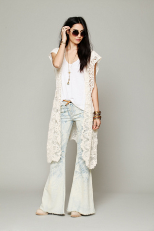 Kite and Butterfly Paris French Lace Cape in beach-scarves